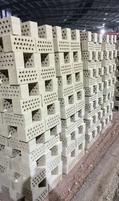 сифатли пишган ва хом гишт
