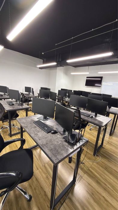 Kreslo +parta =400 kamplekt