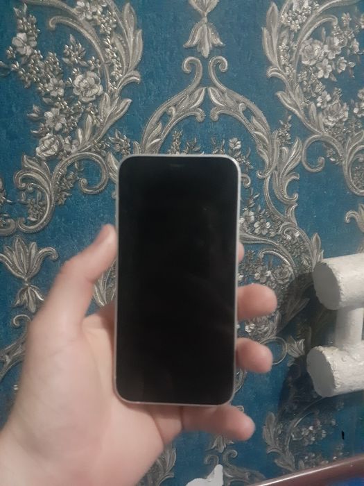 Ayfon sotiladi 12mi