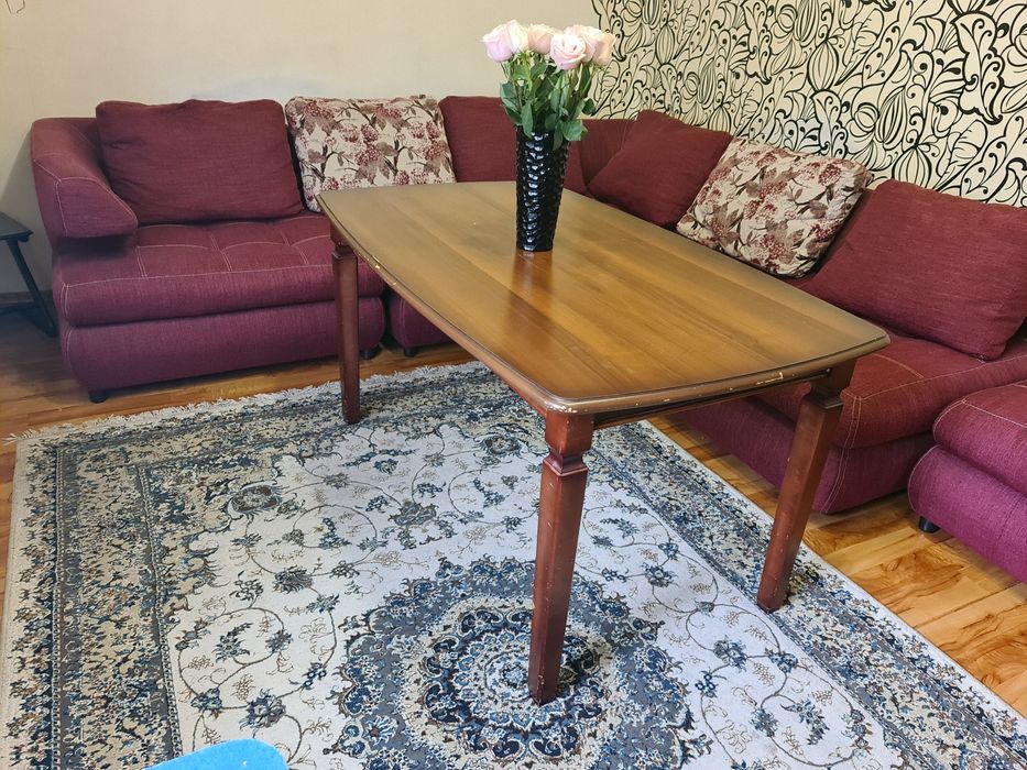 Стол обеденный, деревянный