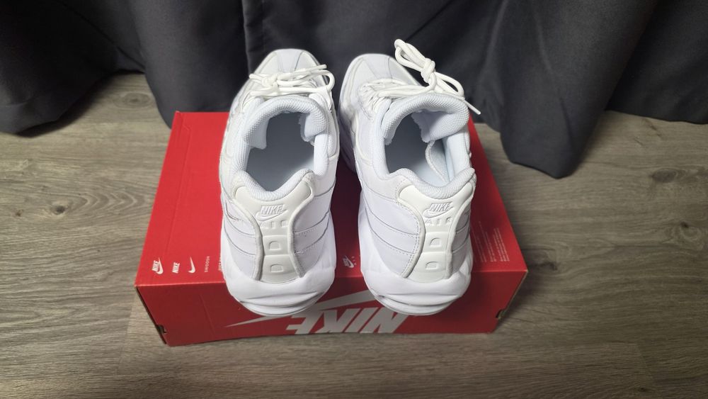 Nike air max 95 essential, nou, in cutie. Nr: 47.5