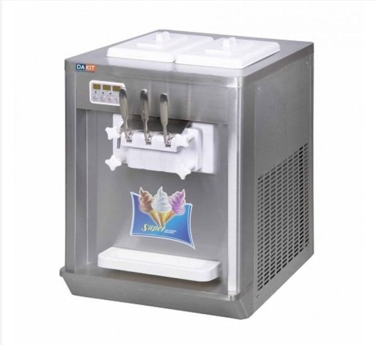 Сладолед Машина два модела на колелца или настолна