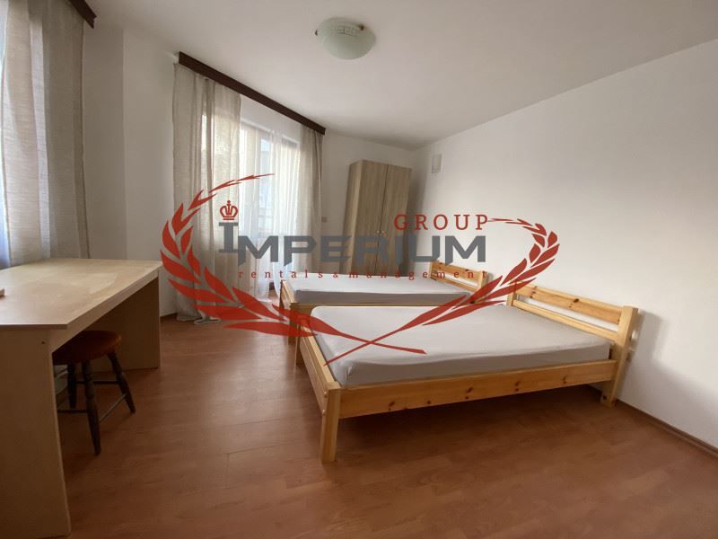 Дава се под наем Двустаен апартамент в Варна, Левски - 65 кв.м за 448.8 € - Снимка #4