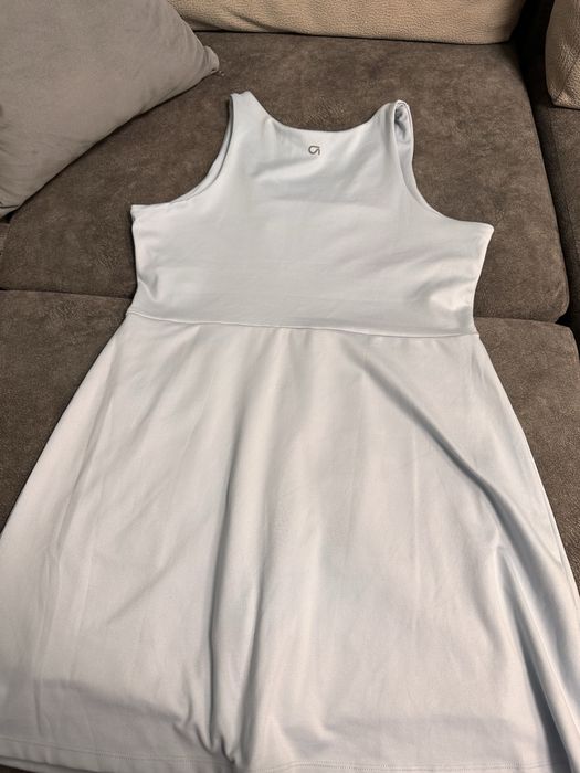 Теннисное платье