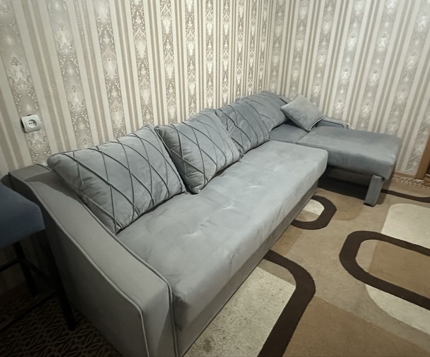 Продам Диван 3 метра