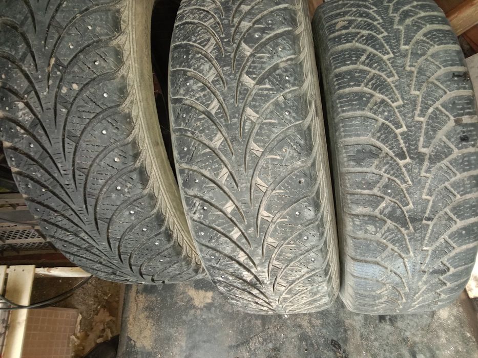 Продам покрышки р 15