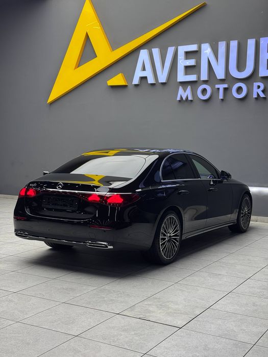 Продается новый Mercedes Benz W214 E200