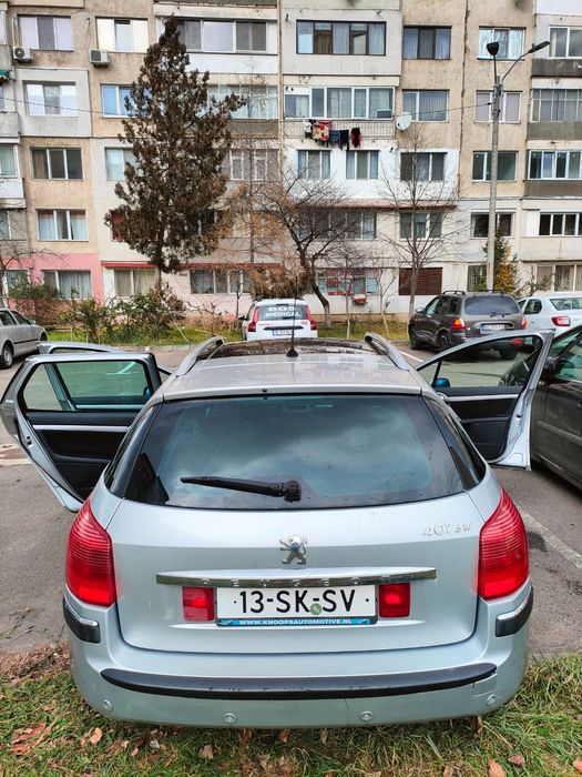Vând Peugeot 407 SW
