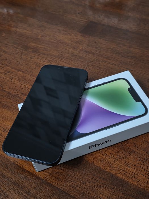 Продам iPhone 14, 128 GB