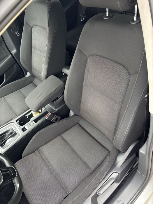 Curatare profesională Canapele / Saltele / Tapițerii auto