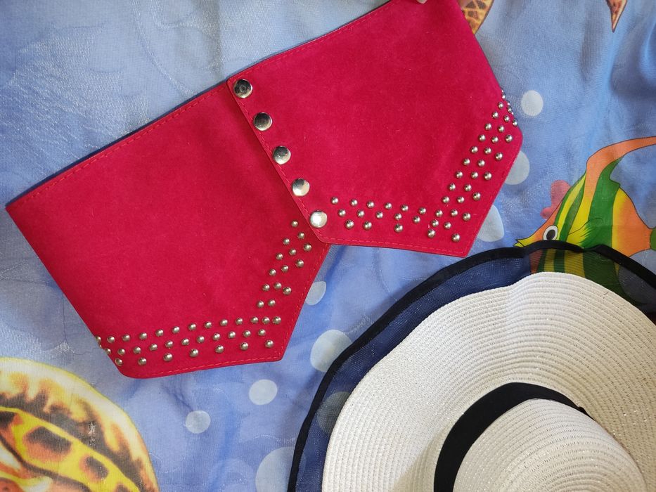 Элегантный корсет с клёпками, привезла с Турции