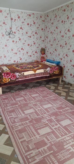 SUPEROFERTA!! Proprietar   vând, schimb cu garsoniera b casă în Bistrița