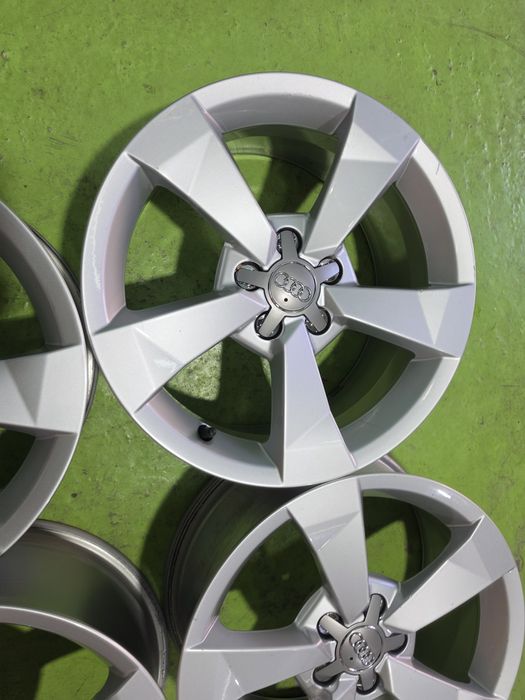 16 5x100 Audi Vw лети джанти 5х100