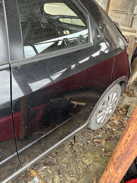 Задна лява врата хонда сивик 8 2007г отлична