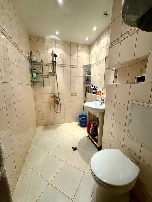 Дава се под наем Двустаен апартамент в София, Хаджи Димитър - 65 кв.м за 143000 € - Снимка #3