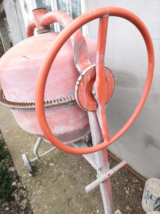 Betoniera LIMEX 190l