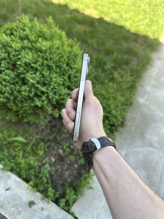 iPhone XR 15 Pro korpusda 128GB