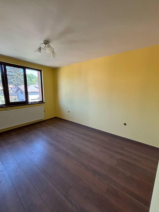 Дава се под наем Етаж от къща в Банкя - 65 кв.м за 500 € - Снимка #1