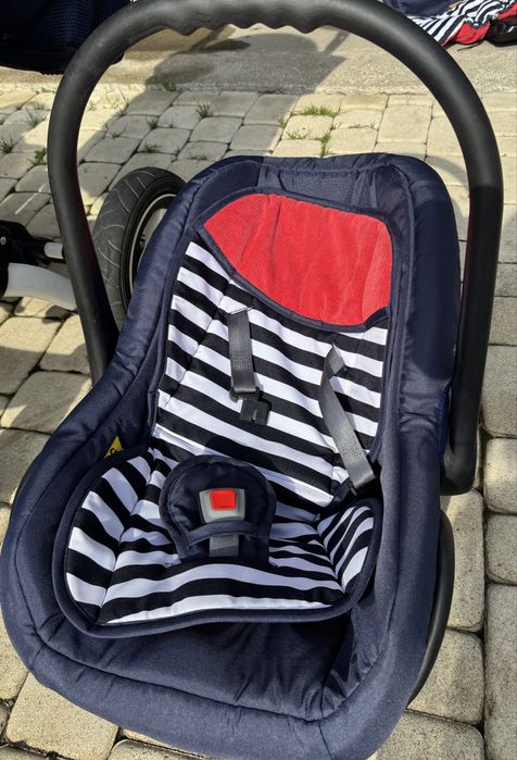 Carucior eclipse navy 3 in 1 cu tiate accesoriile