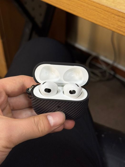 AirPods 3 в идеальном состоянии