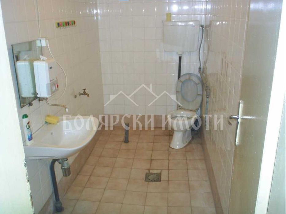 Продава се Магазин в Велико Търново, Акация - 160 кв.м за 1000 €/кв.м - Снимка #4