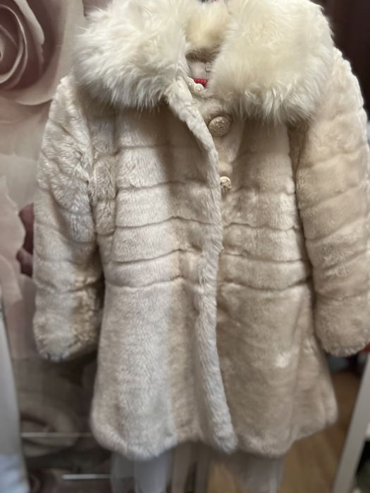 Продам шубку ……..