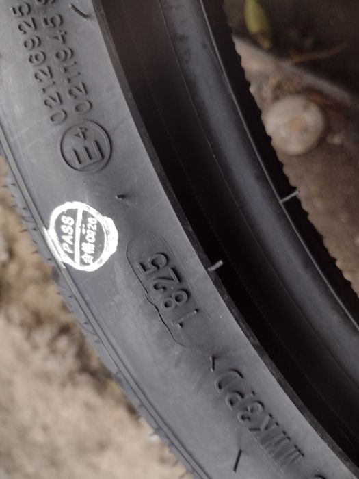 Нови 2бр.245/35/20 Sonix dot1825