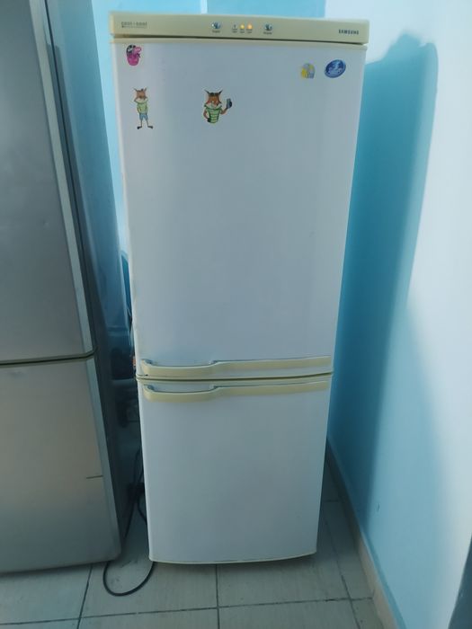 Продам холодильник