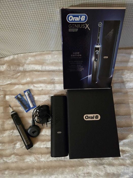 Periuta dinti Oral-B, Genius X 20000
