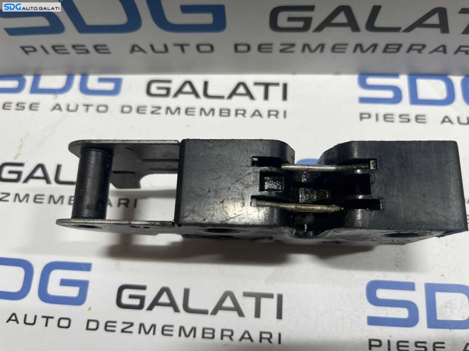 Broasca Incuietoare Capota Motor Volkswagen Golf 5 2004 - 2008 Cod 1K1823509E 5K2823509A 3C1823509D 1Z0823509E [B3459]