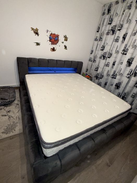 Pat 180x200 cu somiera rabatibila + saltea cu topper