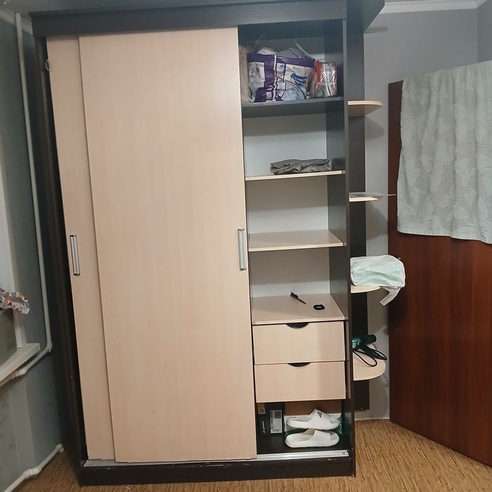 Продам шкаф купе