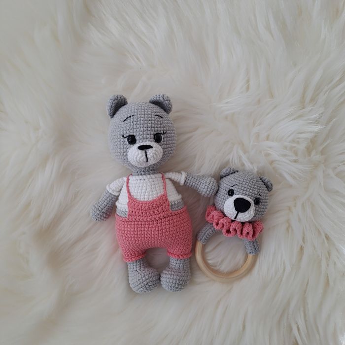 Ръчно плетени играчки