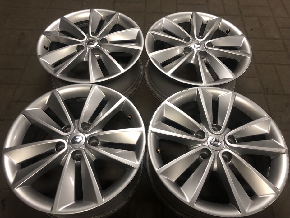 Диски на Рено Дастер r17