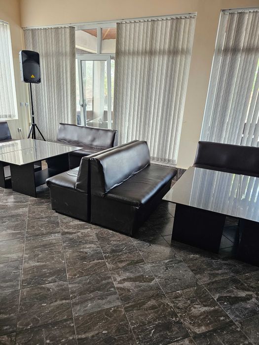 Диванчета и маси