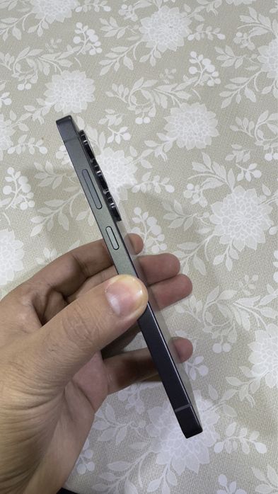 Samsung S25 ultra 256G telefon yangi 2 oy bulgan 1 yil garantiya bor