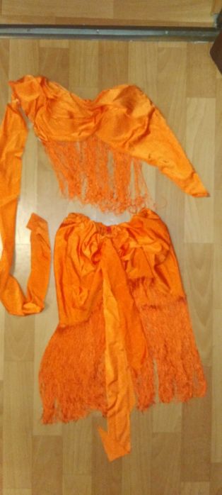 Платье для бальных танцев