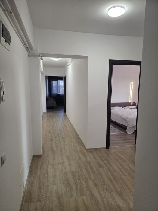 Vanzare apartament 3 camere – Bascov, lângă Pitești