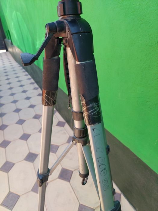 Штатив  в хорошем состоянии