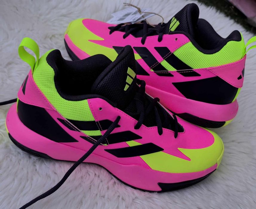 Adidas оригинални дамски сникърси нови  електрикови цветове 38 2/3