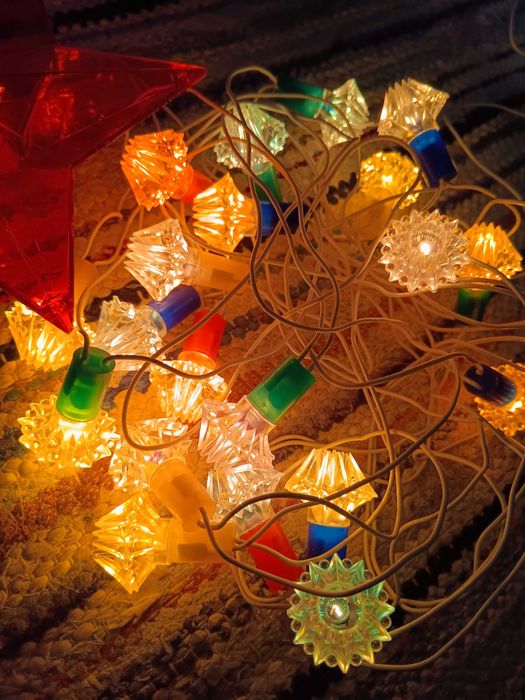 Instalatie veche pom de iarna, de craciun, perioada comunista RSR