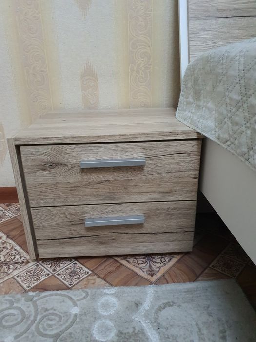 Продам спальный гарнитур