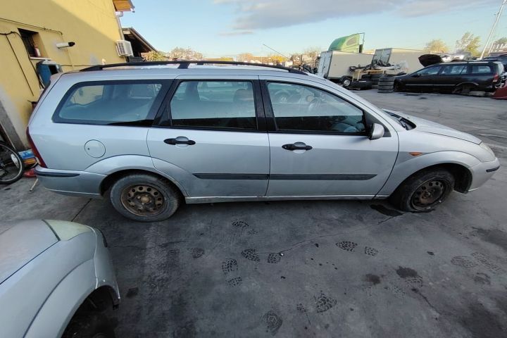 Hayon / Haion cu luneta Ford Focus 2001 1.8 Tddi MT (90 hp)