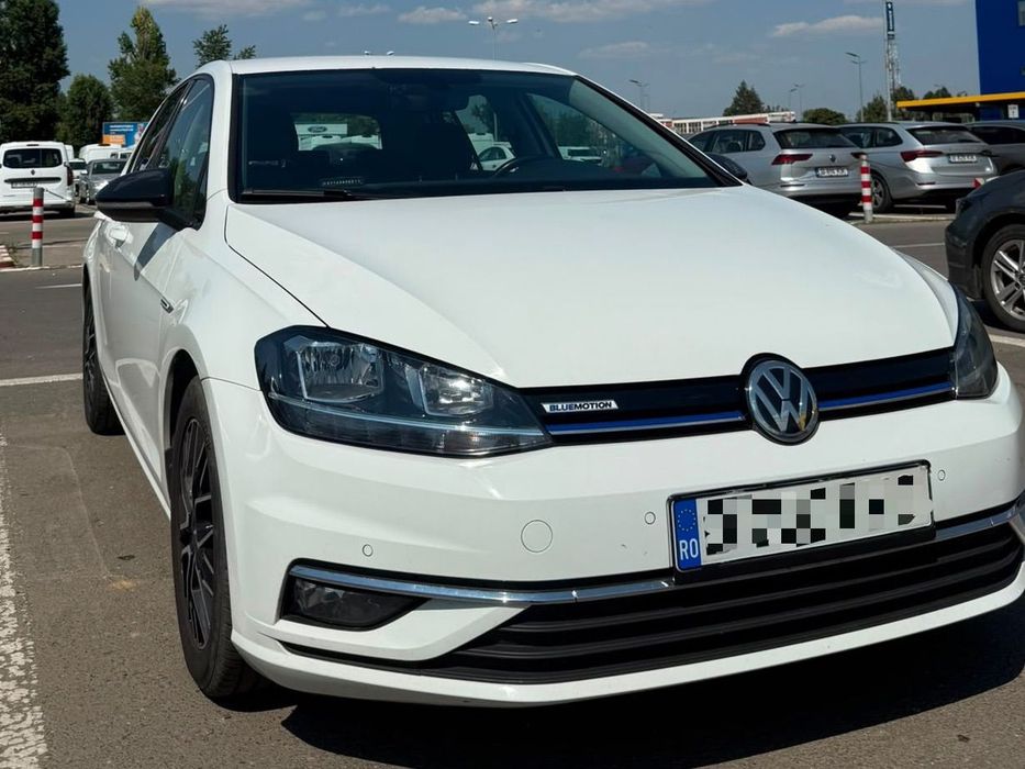 Volkswagen Golf.