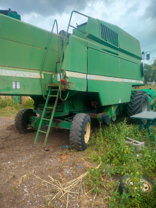 Combina John Deere 2058