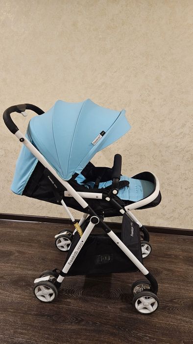 Коляска Freekids Nano