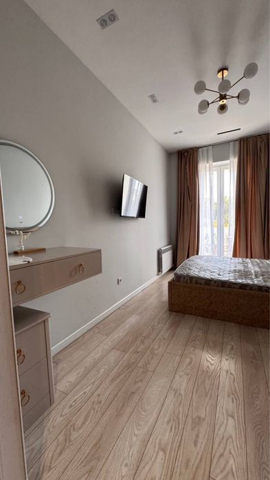 ЖК Лондон(London), Новомосковская 3-х комнатная квартира. 65м2
