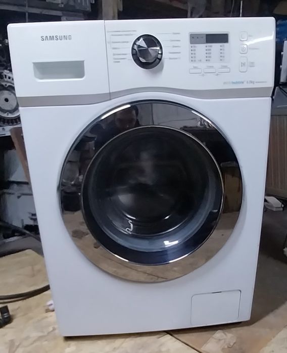 Продаётся стиральная машина самсунг на 6кг