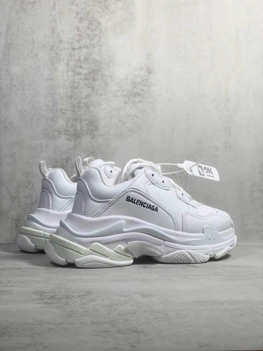 Adidasi Balenciaga Triple S Calitate Premium