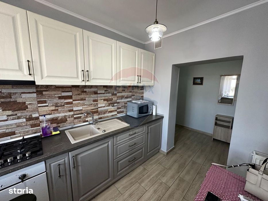 Apartament 3 camere de închiriat Spitalul Judetean